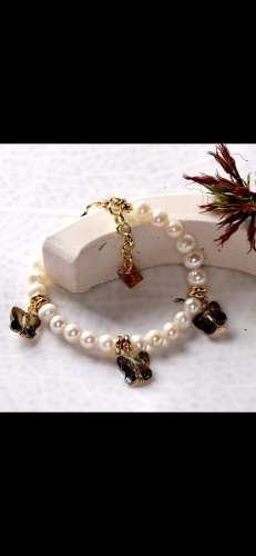 Браслет "Золотая бабочка" из жемчуга, кристаллов Swarovski