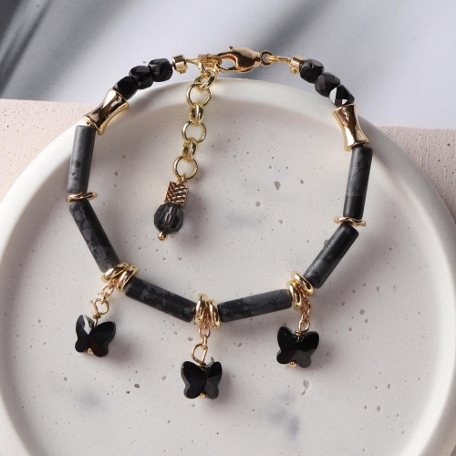 Браслет Black Butterfly из Снежного Обсидиана, кристаллов Swarovski.