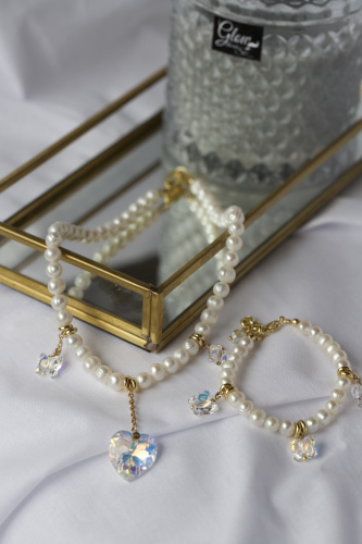 Браслет "Жемчужная бабочка" из жемчуга, кристаллов Swarovski