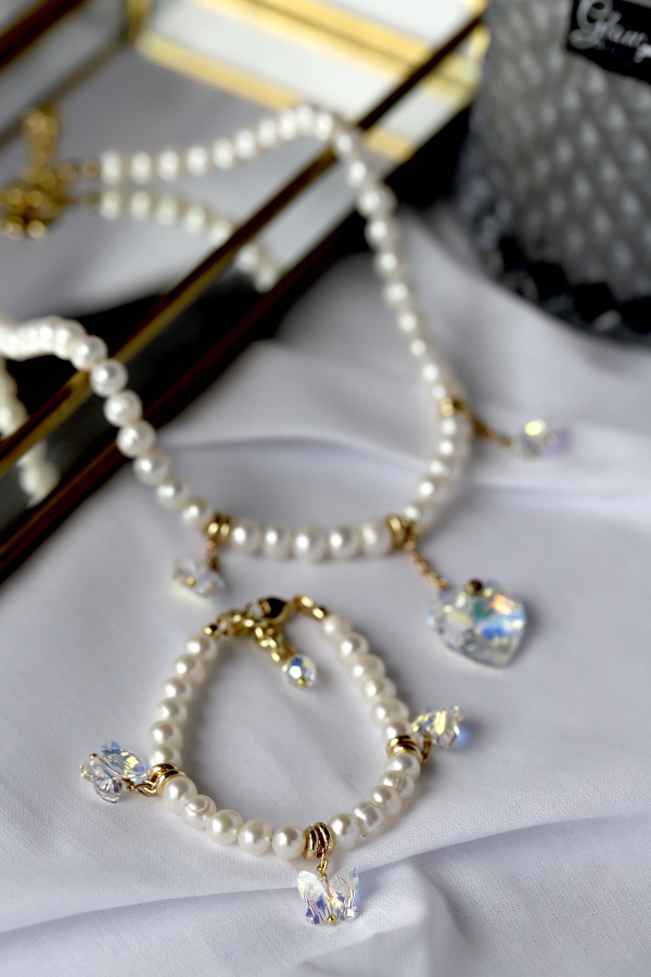 Браслет "Жемчужная бабочка" из жемчуга, кристаллов Swarovski