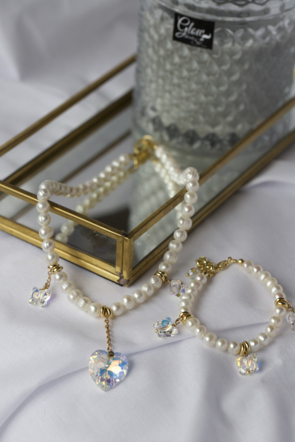 Браслет "Жемчужная бабочка" из жемчуга, кристаллов Swarovski